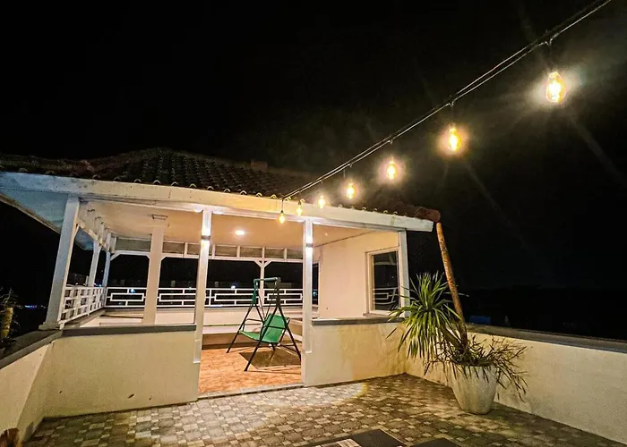 Villa Dbelid Royal House - Private 5br In